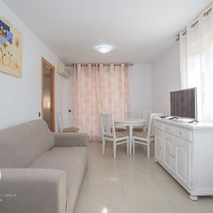 Apartamento Estándar de 3 Dormitorios